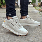 Ropa de moda de la marca Timberland en estilo casual, mostrando detalles y diseño en la imagen.