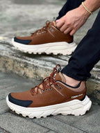 Tenis Timberland de moda en color negro con detalles en cuero y suela de goma, estilo casual y cómodo, marca Taboada
