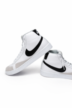 Nike Blazer Mid '77 blanco 