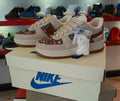 Ropa deportiva Valkyrie, estilo Nike Air Force One '07 LX, en colores blancos y negros, con detalles de tela y diseño deportivo.