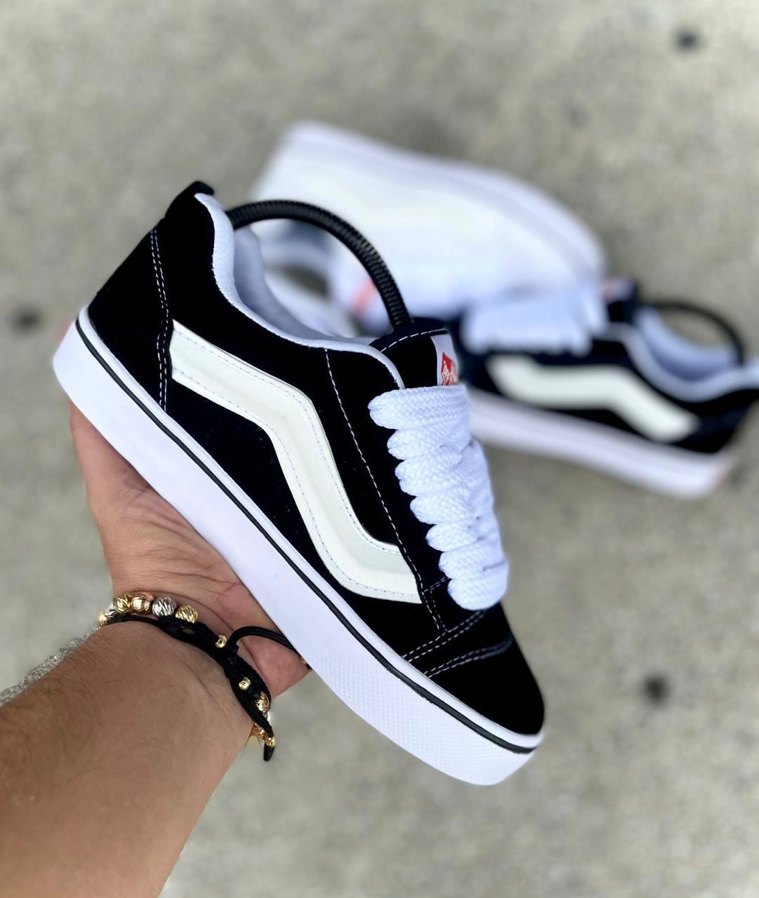 VANS Negro Blanco