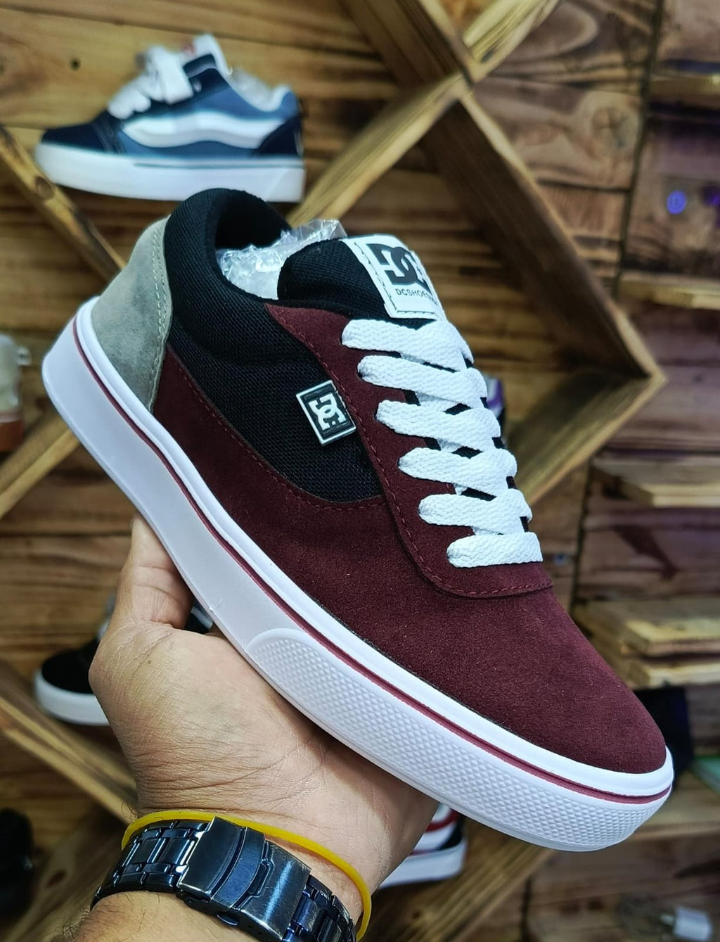 DC Shoes Trase Sneaker Collection