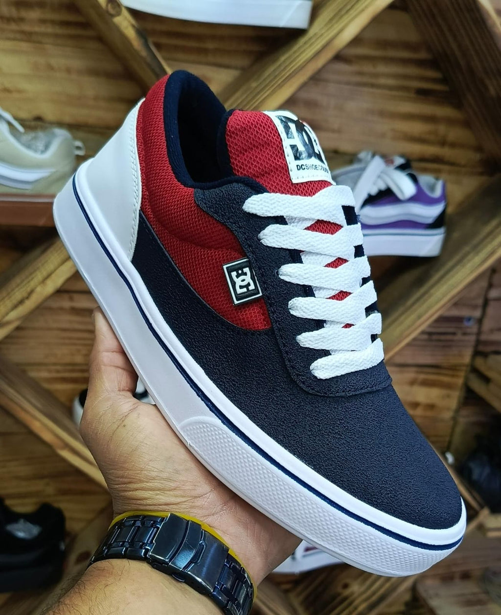 DC Shoes Trase Sneaker Collection